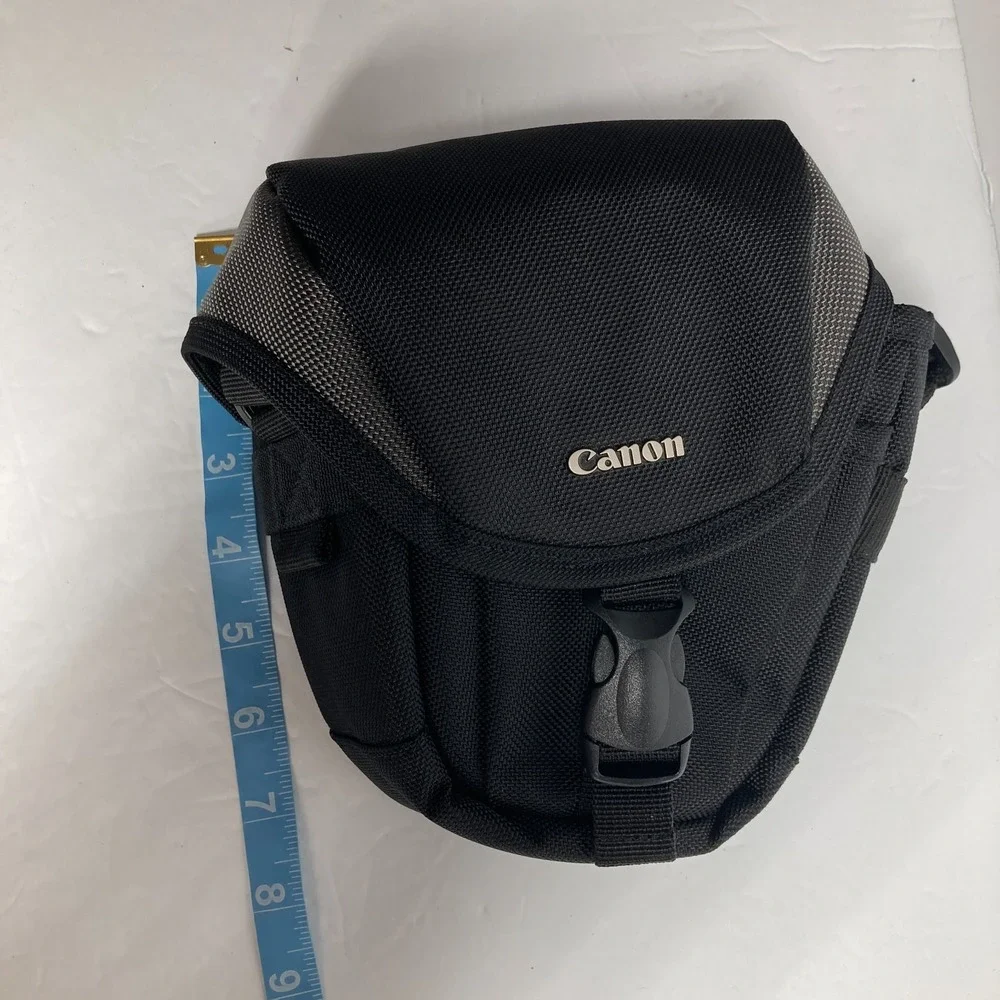 Canon PowerShot Deluxe Soft Case PSC-4200 with Adjustable Strap Black Charcoal